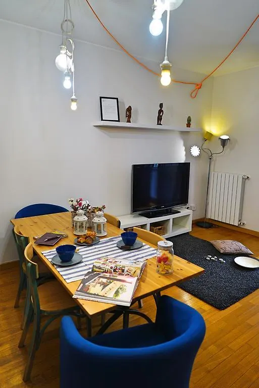 Appartamento Cimarosa J Milan Apartment