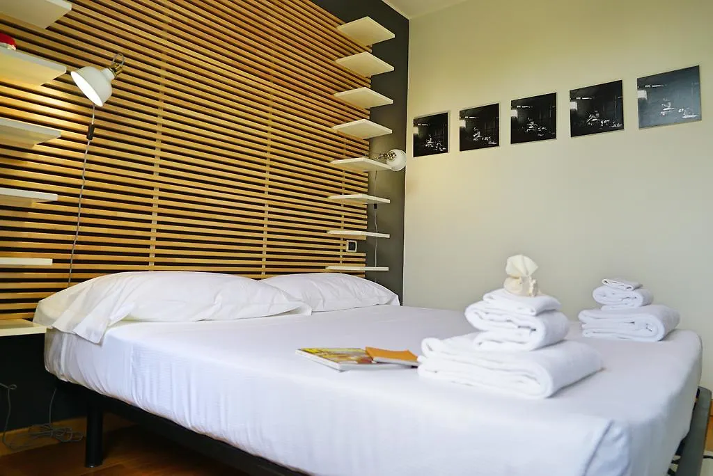 Apartment Appartamento Cimarosa J Milan
