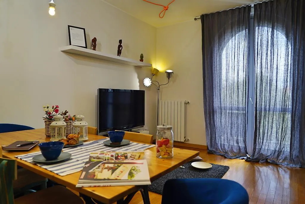 Appartamento Cimarosa J Milan 0*,  Italy