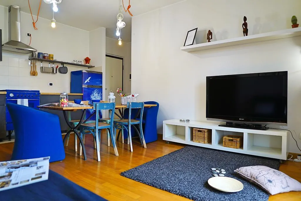 Apartment Appartamento Cimarosa J Milan