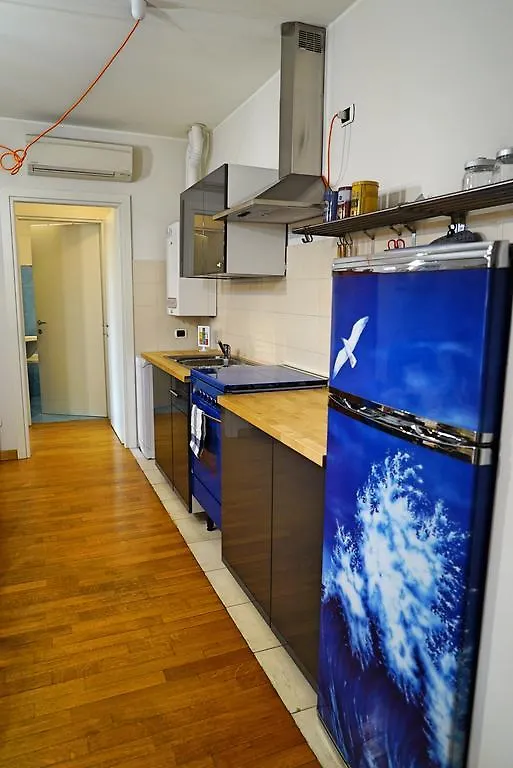 Appartamento Cimarosa J Milan 0*,  Italy