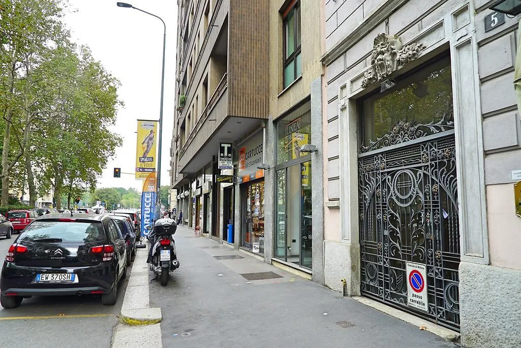 Appartamento Cimarosa J Milano Italien